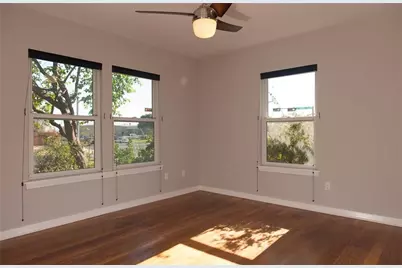 5700 Avenue F, Austin, TX 78752 - Photo 21