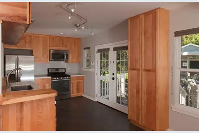 5700 Avenue F, Austin, TX 78752 - Photo 7