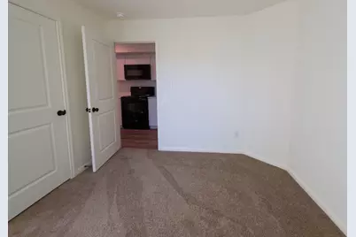 2002 W 2nd Street #100, Taylor, TX 76574 - Photo 9