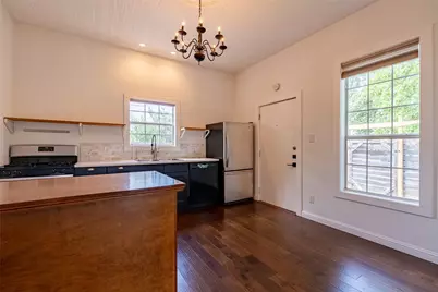 1801 13th Street E, Austin, TX 78702 - Photo 11