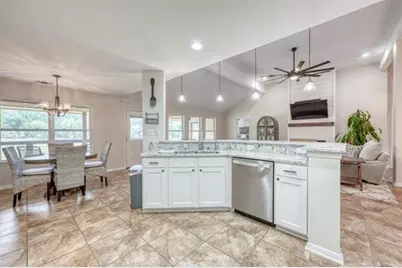 395 Lehne Loop, Buchanan Dam, TX 78609 - Photo 13