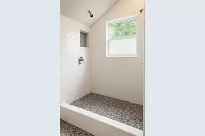 514 E 38th Street #C, Austin, TX 78705 - Photo 5