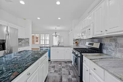 101 Buttercup Trail, Georgetown, TX 78633 - Photo 15