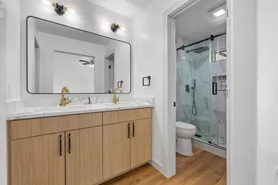 2303 Thomas Street, Taylor, TX 76574 - Photo 9