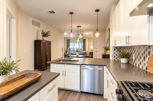 2827 Manor Rd, Austin, TX 78722 - Photo 5