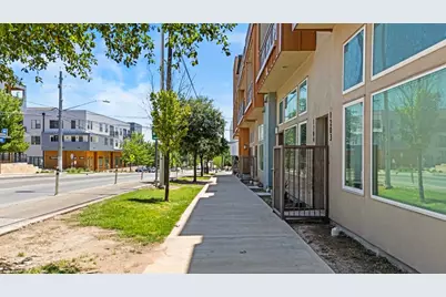 2827 Manor Road #2202, Austin, TX 78722 - Photo 19