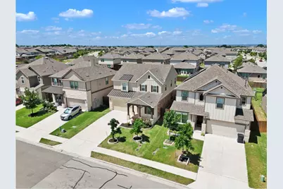 201 Bella Luna Way, Liberty Hill, TX 78642 - Photo 37