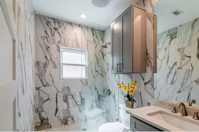 1003 E 39th Street, Austin, TX 78751 - Photo 13