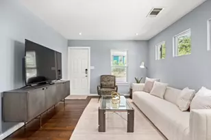 1183 Coleto St, Austin, TX 78702 - Photo 3