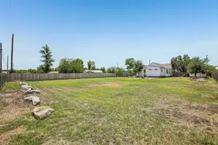 106 Co Rd 425, Spicewood, TX 78669 - Photo 25