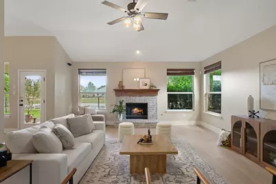2813 Winding Shore Lane, Pflugerville, TX 78660 - Photo 9