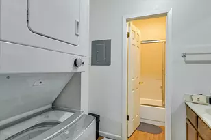 715 W 22nd 1/2 St, Austin, TX 78705 - Photo 11