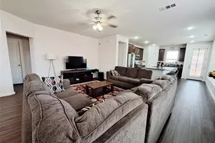 8000 Prairie Rye Dr, Lago Vista, TX 78645 - Photo 11
