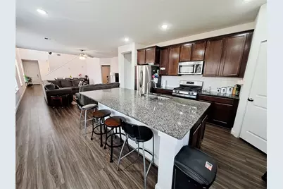 8000 Prairie Rye Drive, Lago Vista, TX 78645 - Photo 13