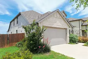 8000 Prairie Rye Dr, Lago Vista, TX 78645 - Photo 3