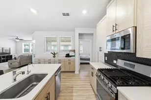 241 Banff Dr, Kyle, TX 78640 - Photo 11