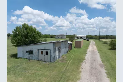 14512 Fm 812, Del Valle, TX 78617 - Photo 3