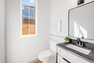 1732 Bunche Rd, Austin, TX 78721 - Photo 17