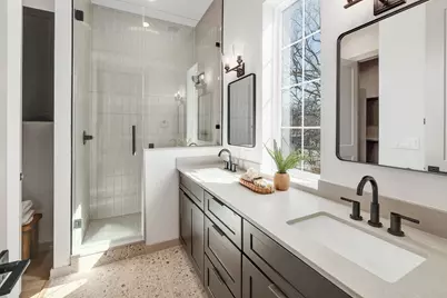 1732 Bunche Road #B2, Austin, TX 78721 - Photo 5