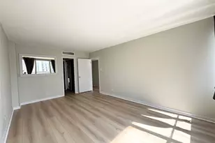 1800 Lavaca St, Austin, TX 78701 - Photo 11