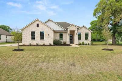372 Raptor Beak Way, Cedar Creek, TX 78612 - Photo 1