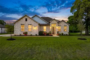 372 Raptor Beak Wy, Cedar Creek, TX 78612 - Photo 1