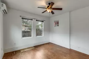 1903 E 10th St, Austin, TX 78702 - Photo 9