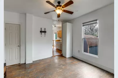 1903 E 10th Street, Austin, TX 78702 - Photo 11