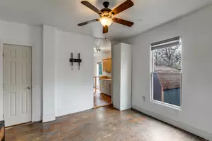 1903 E 10th St, Austin, TX 78702 - Photo 11