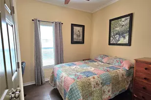 415 N Main St, Rockdale, TX 76567 - Photo 9