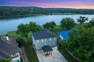 1002 Pecan Cir, Marble Falls, TX 78654 - Photo 1