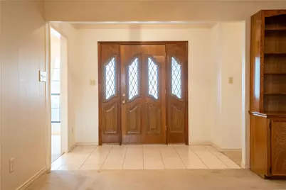 3005 Davis Street, Taylor, TX 76574 - Photo 3