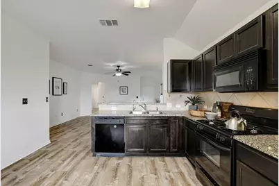 173 Rafe Court, Kyle, TX 78640 - Photo 7