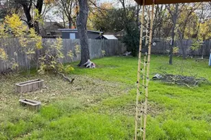 511 W Odell St, Austin, TX 78752 - Photo 17