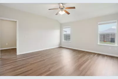 11024 Pack Wagon Trail, Austin, TX 78754 - Photo 15