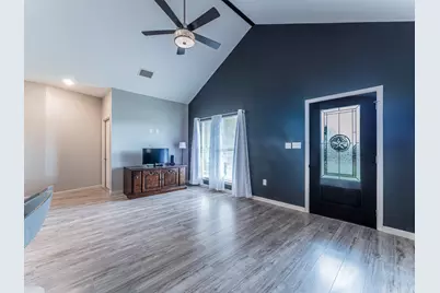 1597 County Road 314, Lexington, TX 78947 - Photo 9