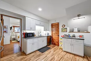 734 Island Dr, Bluffton, TX 78607 - Photo 13