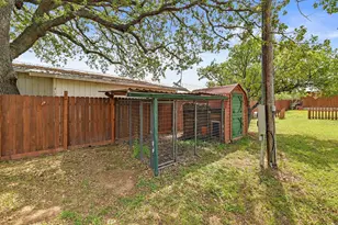 734 Island Dr, Bluffton, TX 78607 - Photo 25