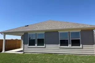 137 Holmby Dr, Hutto, TX 78634 - Photo 5