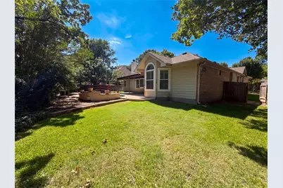 117 Brentwood Drive, Georgetown, TX 78628 - Photo 9