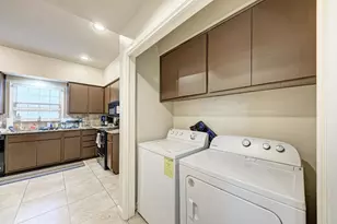 3200 Duval St, Austin, TX 78705 - Photo 27