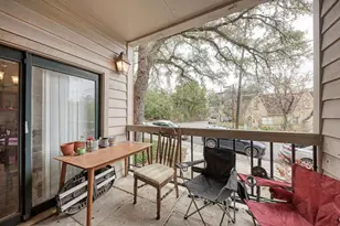 3200 Duval St, Austin, TX 78705 - Photo 17