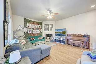 3200 Duval St, Austin, TX 78705 - Photo 13