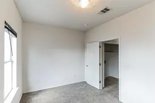 1107 E 3rd St, Georgetown, TX 78626 - Photo 25