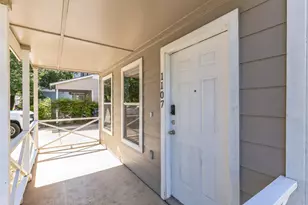 1107 E 3rd St, Georgetown, TX 78626 - Photo 3