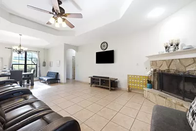 104 Cowal Drive N, Briarcliff, TX 78669 - Photo 9