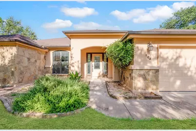 104 Cowal Drive N, Briarcliff, TX 78669 - Photo 3
