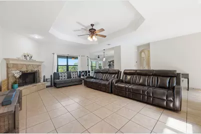 104 Cowal Drive N, Briarcliff, TX 78669 - Photo 7
