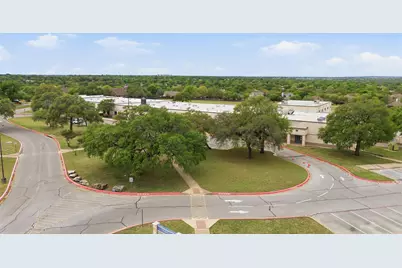 339 Sycamore Street, Georgetown, TX 78633 - Photo 3