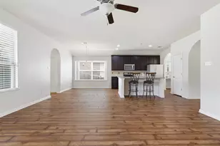 339 Sycamore St, Georgetown, TX 78633 - Photo 9